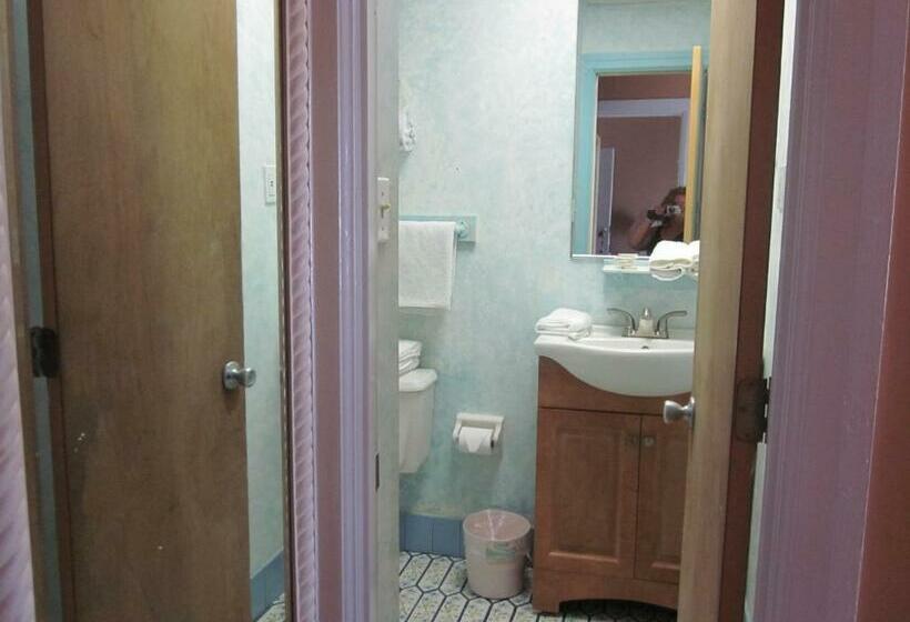 스위트, Ocean Manor 1100 Inn