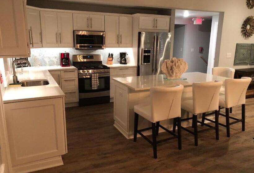 شقة دور أخير غرفة نوم واحدة, Ocean Manor 1100 Inn