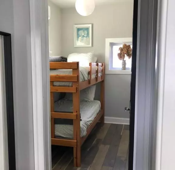 デラックスジュニアスイート, Ocean Manor 1100 Inn