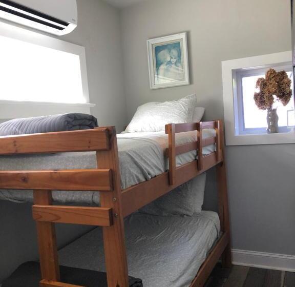 جناح جونيور ديلوكس, Ocean Manor 1100 Inn