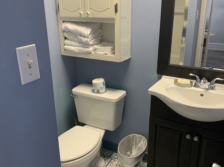 스위트, Ocean Manor 1100 Inn