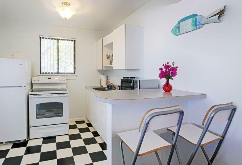 غرفة ديلوكس عائلية, Sabal Palms Inn