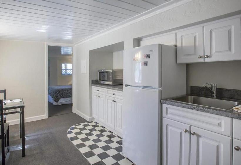 شقة غرفة نوم واحدة بالطابق الأرضى, Sabal Palms Inn