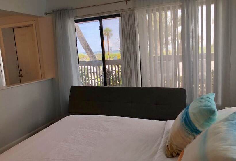 إستديو عائلى, Sabal Palms Inn