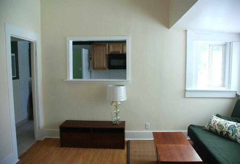 Студия Стандарт, Sauerdough Lodging