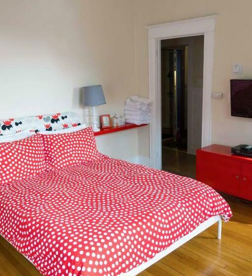 إستوديو قياسى, Sauerdough Lodging