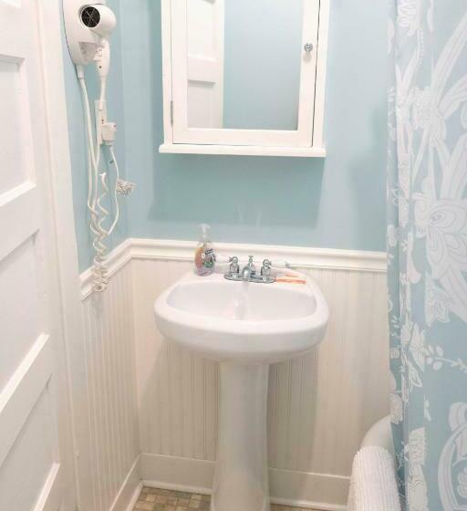 إستوديو قياسى, Sauerdough Lodging