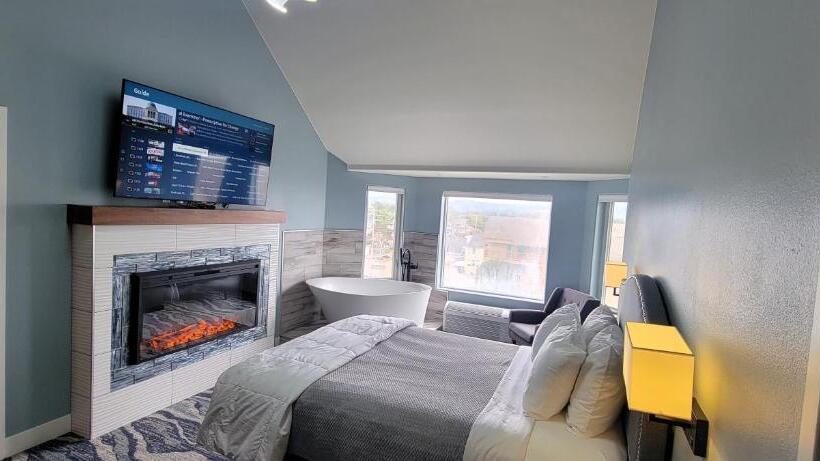 اتاق اساندارد با چشم‌انداز جانبی به دریا, The Seaside Oceanfront Inn