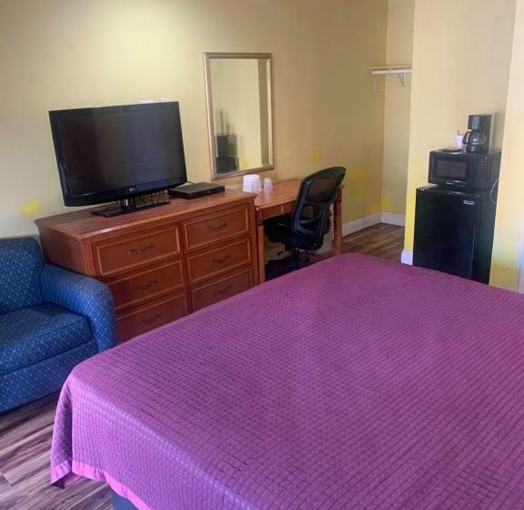 חדר סטנדרט עם מיטת קינג, Villa Court Inn Oroville