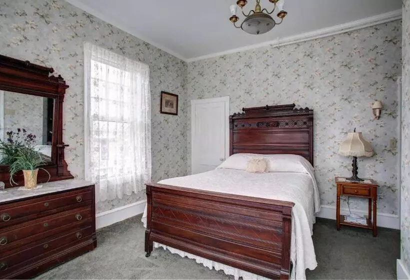 スタンダードルーム, Wilbraham Mansion