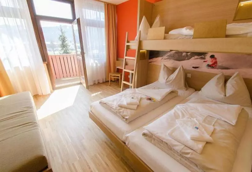 スタンダード４人部屋, Jufa Hotel Altenmarkt Zauchensee
