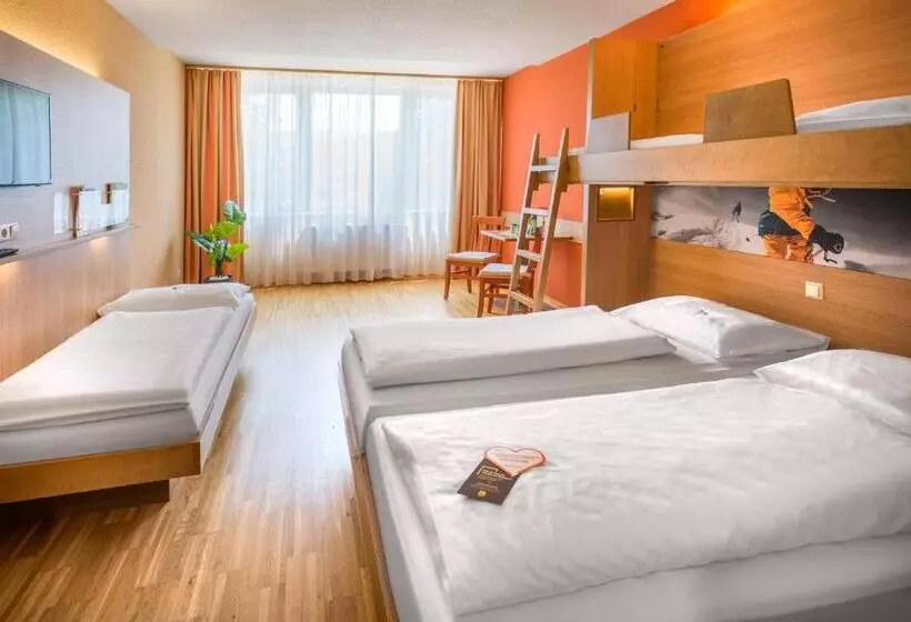 スタンダード４人部屋, Jufa Hotel Altenmarkt Zauchensee