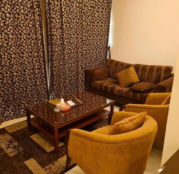 استودیو استاندارد با بالکن, أجنحة النرجس أبها