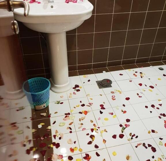 استودیو استاندارد با بالکن, أجنحة النرجس أبها