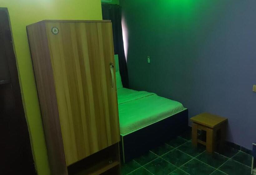 اتاق لوکس یک تخته, Block 3 Hotel And Suites