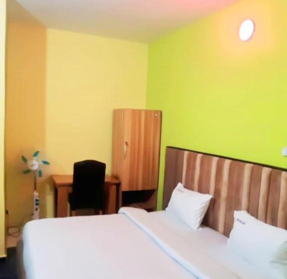 اتاق استاندارد, Block 3 Hotel And Suites