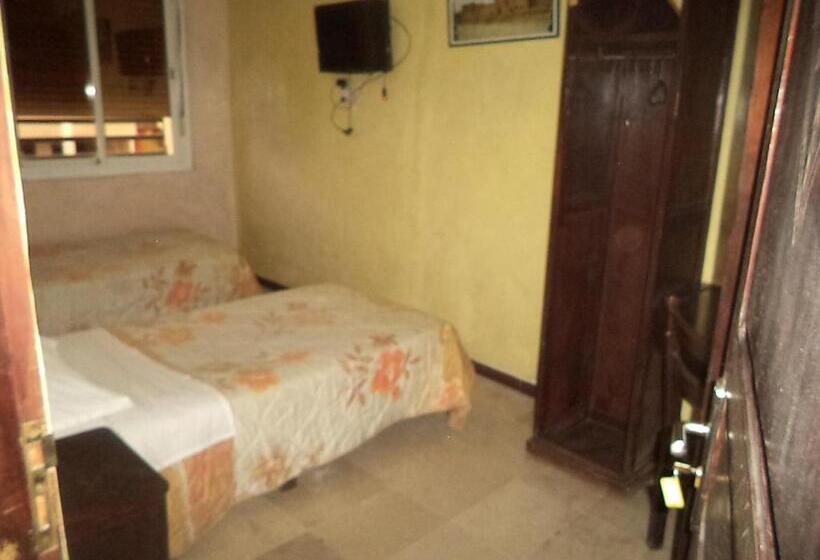 חדר אקונומי, Des Voyageur