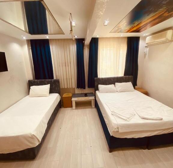 Standard Triple Room, Diva