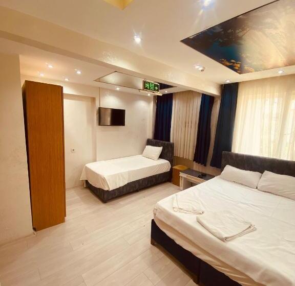 Standard Triple Room, Diva