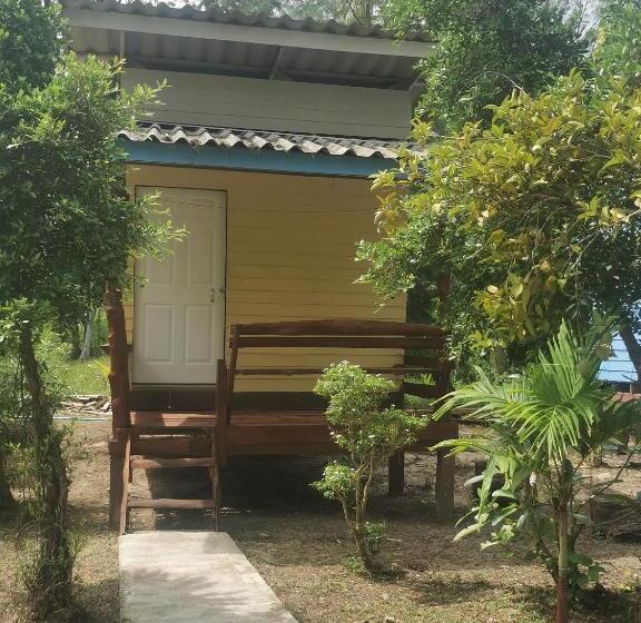 Номер Стандарт Вид на Сад, Neverland Beach Village Bungalows