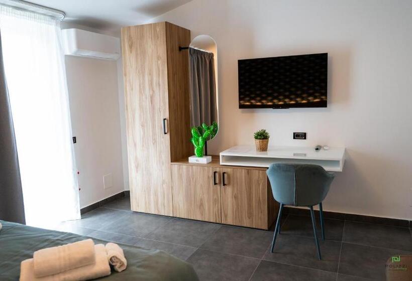 バルコニー付きスタンダードルーム, New River