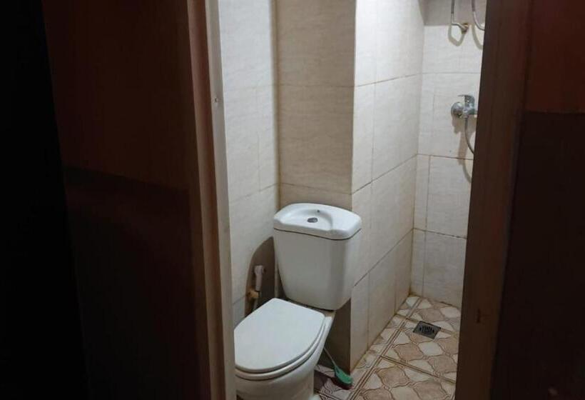 デラックスルーム, Oyo Life 93139 Apartemen Grand Sentraland By Evi