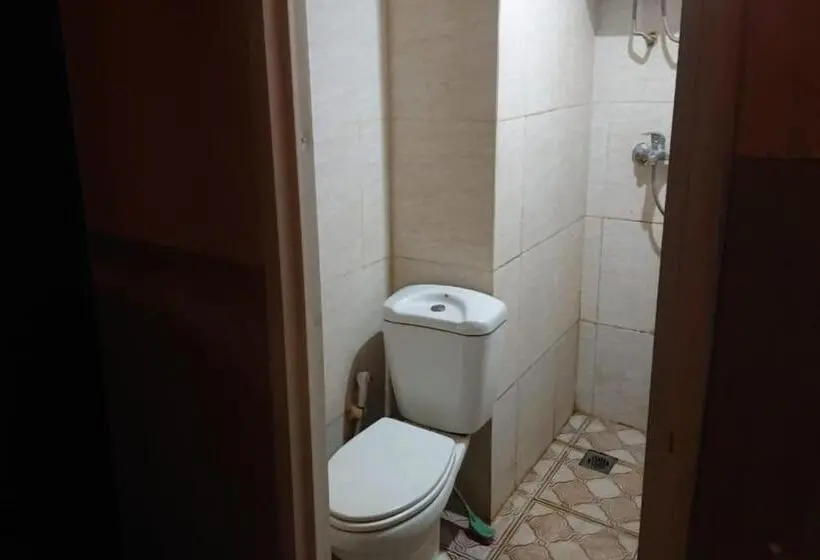デラックスルーム, Oyo Life 93139 Apartemen Grand Sentraland By Evi