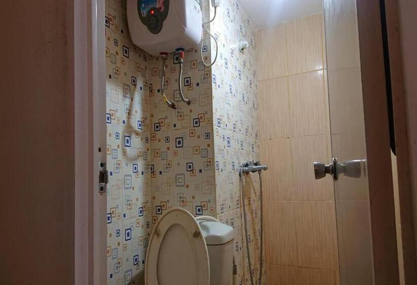 Номер Deluxe, Oyo Life 93139 Apartemen Grand Sentraland By Evi