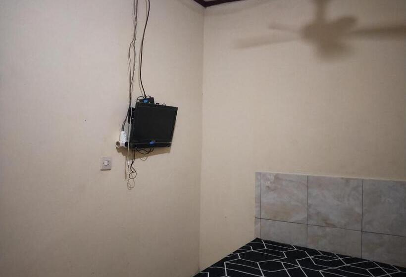 豪华房间, Oyo Life 93156 Rumah Kosan