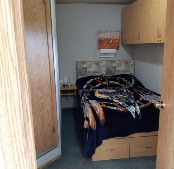 Номер Deluxe, Peace And Quiet