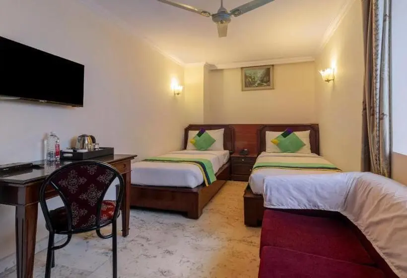 Economy-huone, Treebo Seven Olives Hal