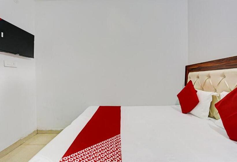 Трехместный Номер Классика, Oyo Flagship Hotel Shubh Villa