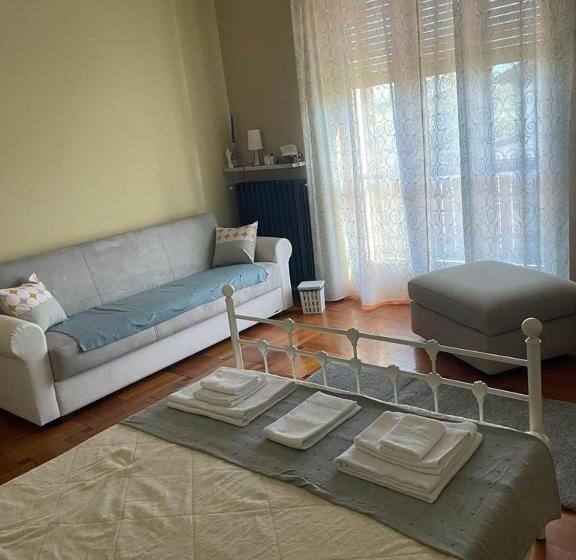 スタンダード4人部屋, Affittacamere La Cricova Di Iulia