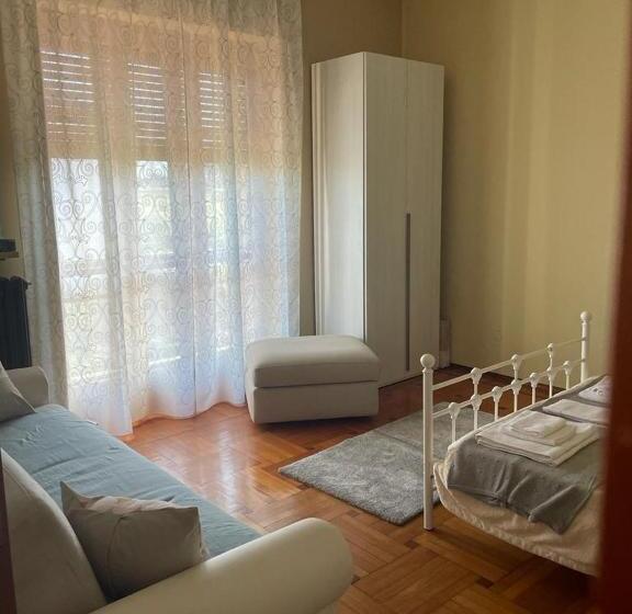 スタンダード4人部屋, Affittacamere La Cricova Di Iulia