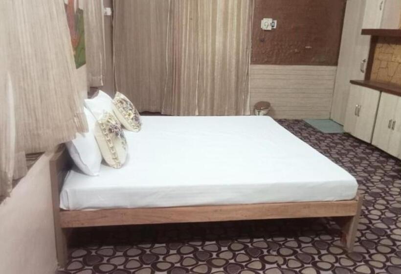 غرفة ديلوكس, Bhavyam Homestay 2