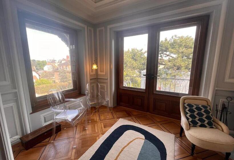 Номер Deluxe, Le Faubourg 29