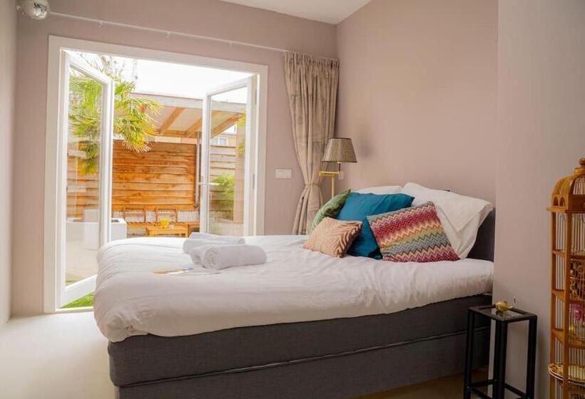 شقة غرفة واحدة, Pats Tuinkamergratis Parkeren