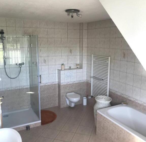 Номер Стандарт, Room In Apartment Haus Im Grunen House In The Green