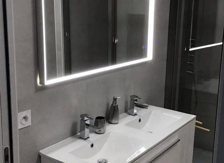 オーシャンビュースイート, Suite Avec 2 Chambres D Hôtes Pour 1 à 4 Personnes Avec Terrasse, Vue Mer, Parking Privé, Proche Por