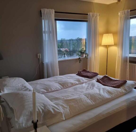 اتاق استاندارد با سرویس بهداشتی مشترک, Selið Farm Stay   Guesthouse