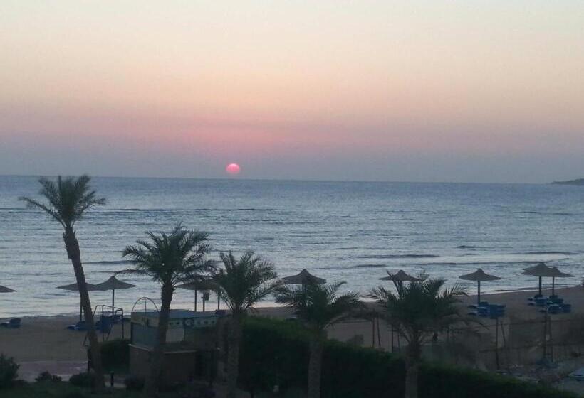 استودیوی استاندارد با چشمانداز دریا, Chalet Front The Beach