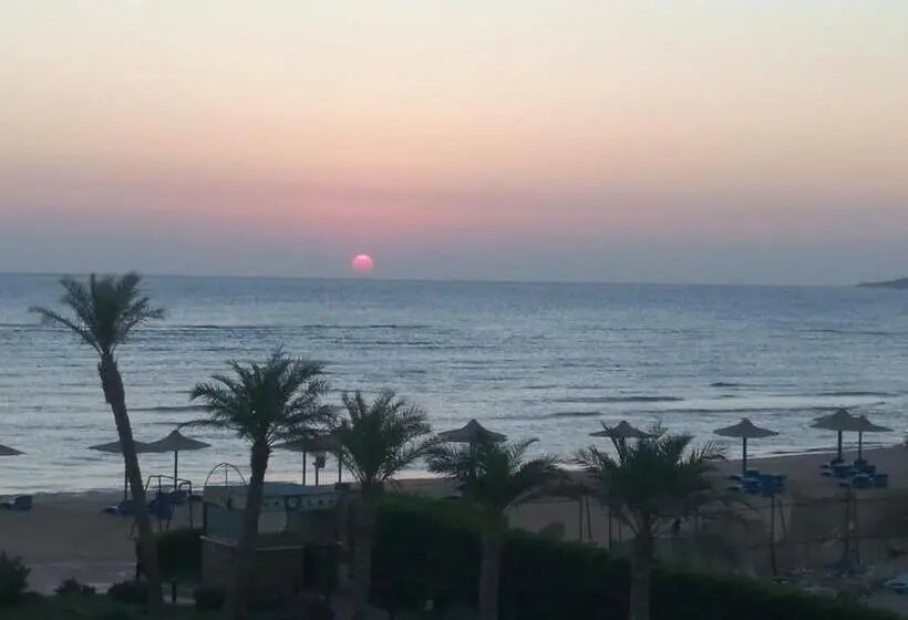 استودیوی استاندارد با چشم‌انداز دریا, Chalet Front The Beach