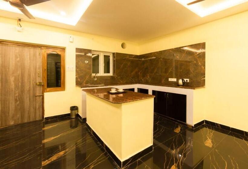 Семейный Номер Вид на Горы, Beestay Hotels Elite Park Tirupati