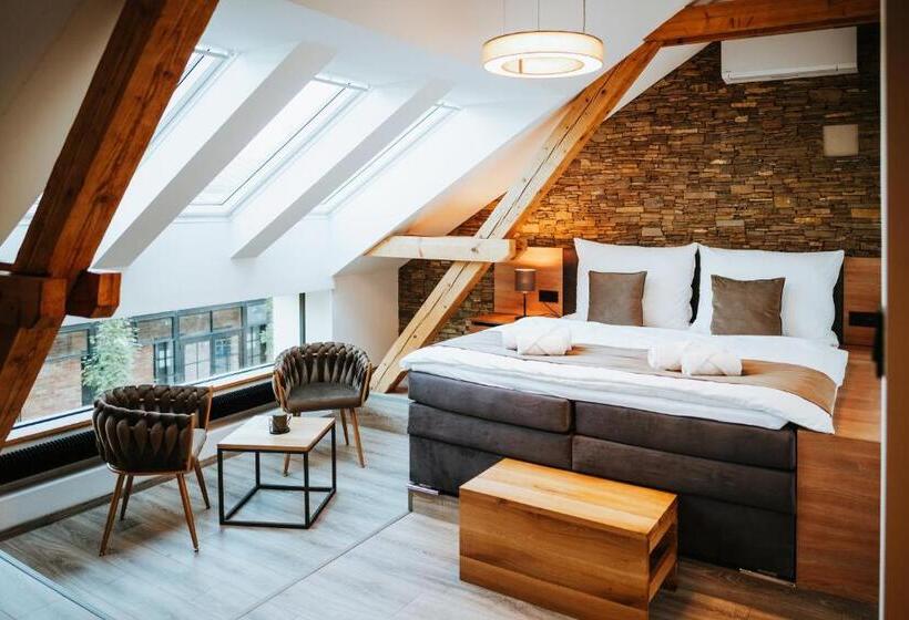 חדר דלוקס, Galerie Mlýn žeraviny