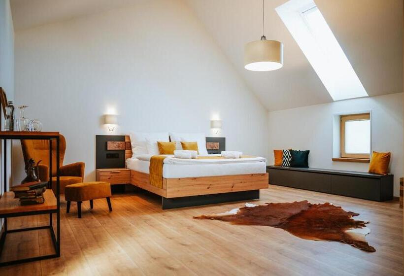 חדר דלוקס, Galerie Mlýn žeraviny