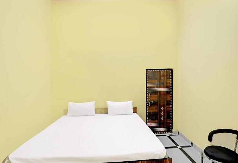 トリプルクラシックルーム, O J.m.d Restaurant &rooms