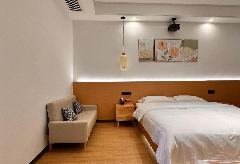 غرفة قياسية سرير كينج, Slowdown Hostel Wulong