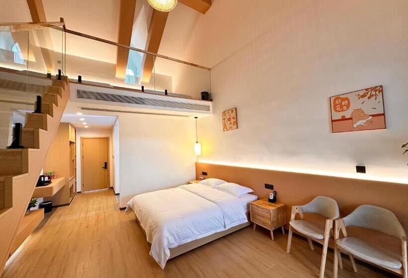 غرفة ديلوكس عائلية, Slowdown Hostel Wulong