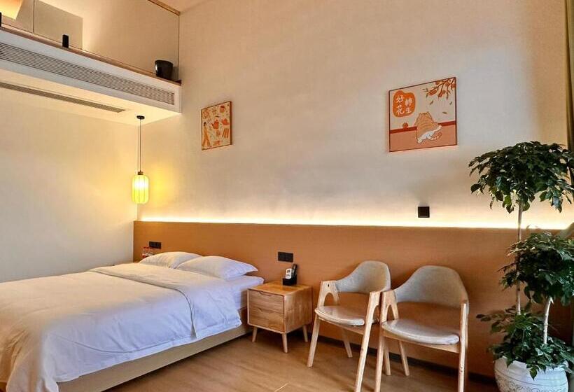 Семейный Номер Deluxe, Slowdown Hostel Wulong