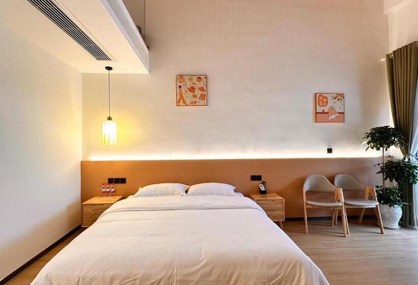 Семейный Номер Deluxe, Slowdown Hostel Wulong